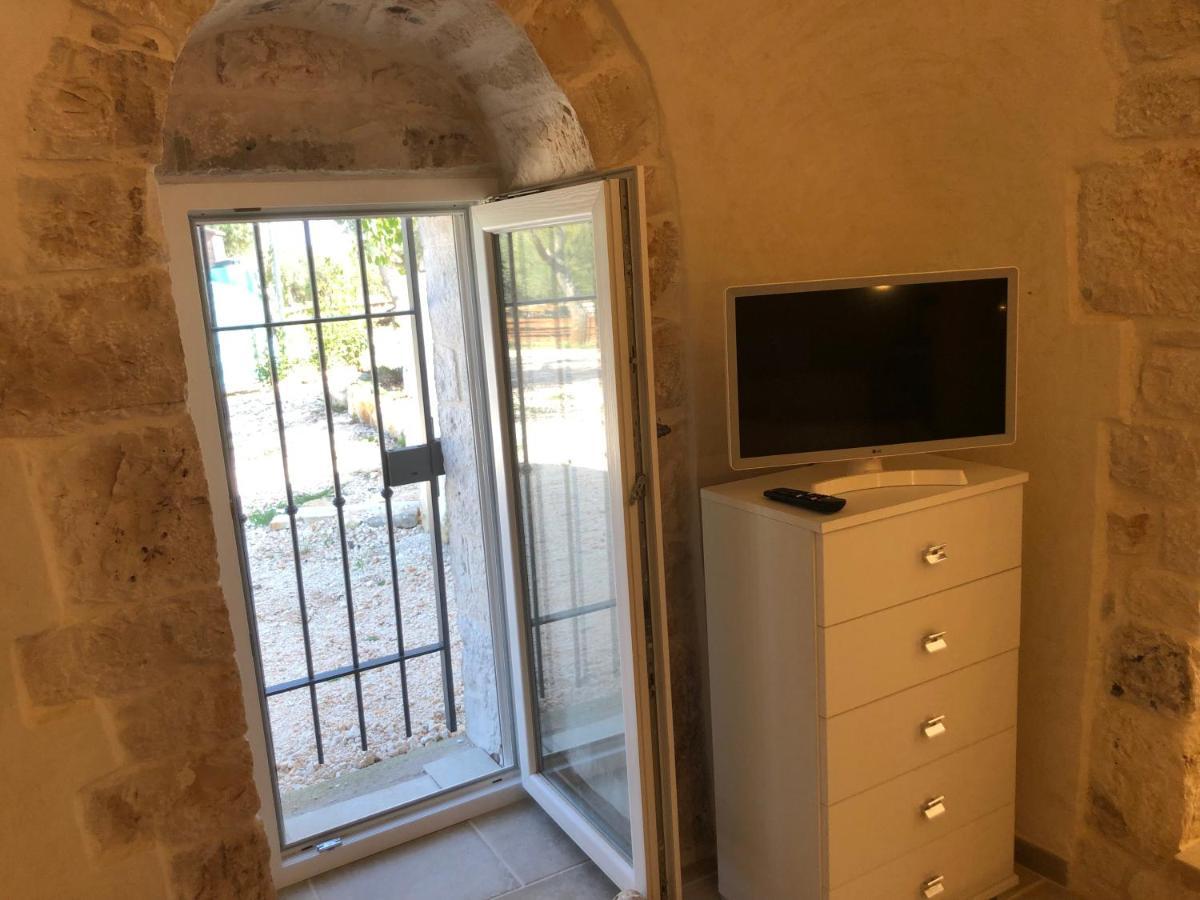 Trullo Dell' Edera Con Piscina Privata Apartman Alberobello Kültér fotó