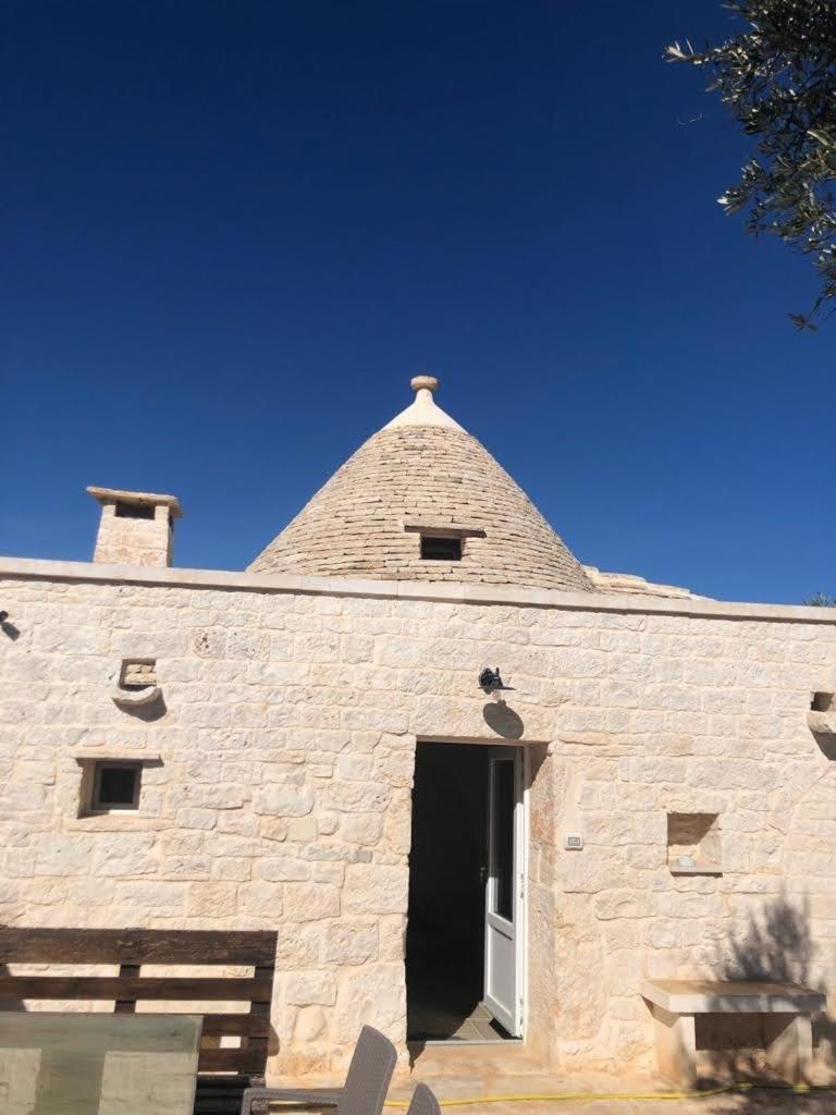 Trullo Dell' Edera Con Piscina Privata Apartman Alberobello Kültér fotó