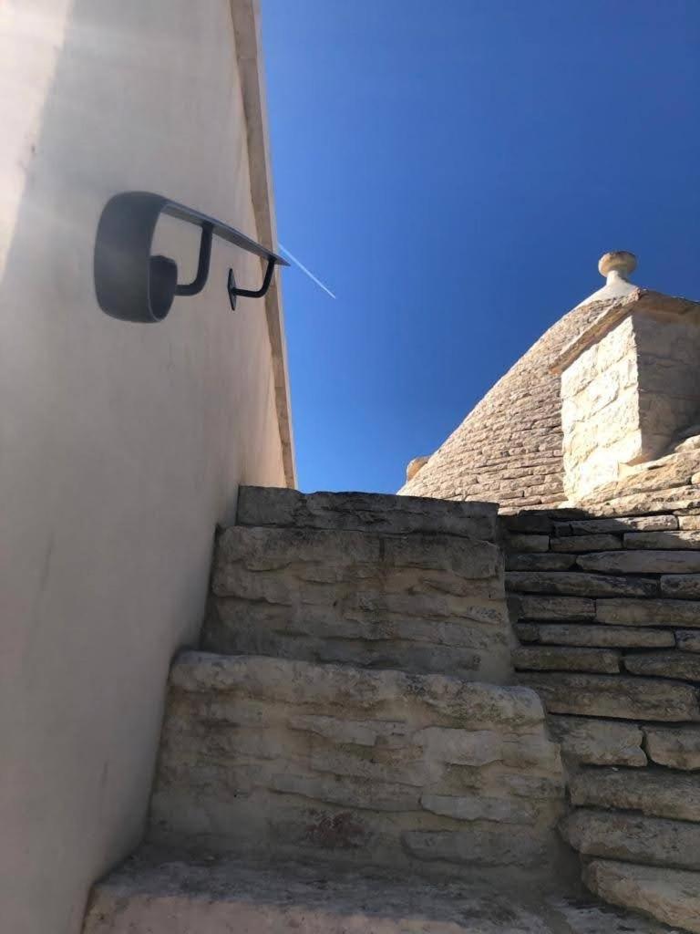 Trullo Dell' Edera Con Piscina Privata Apartman Alberobello Kültér fotó